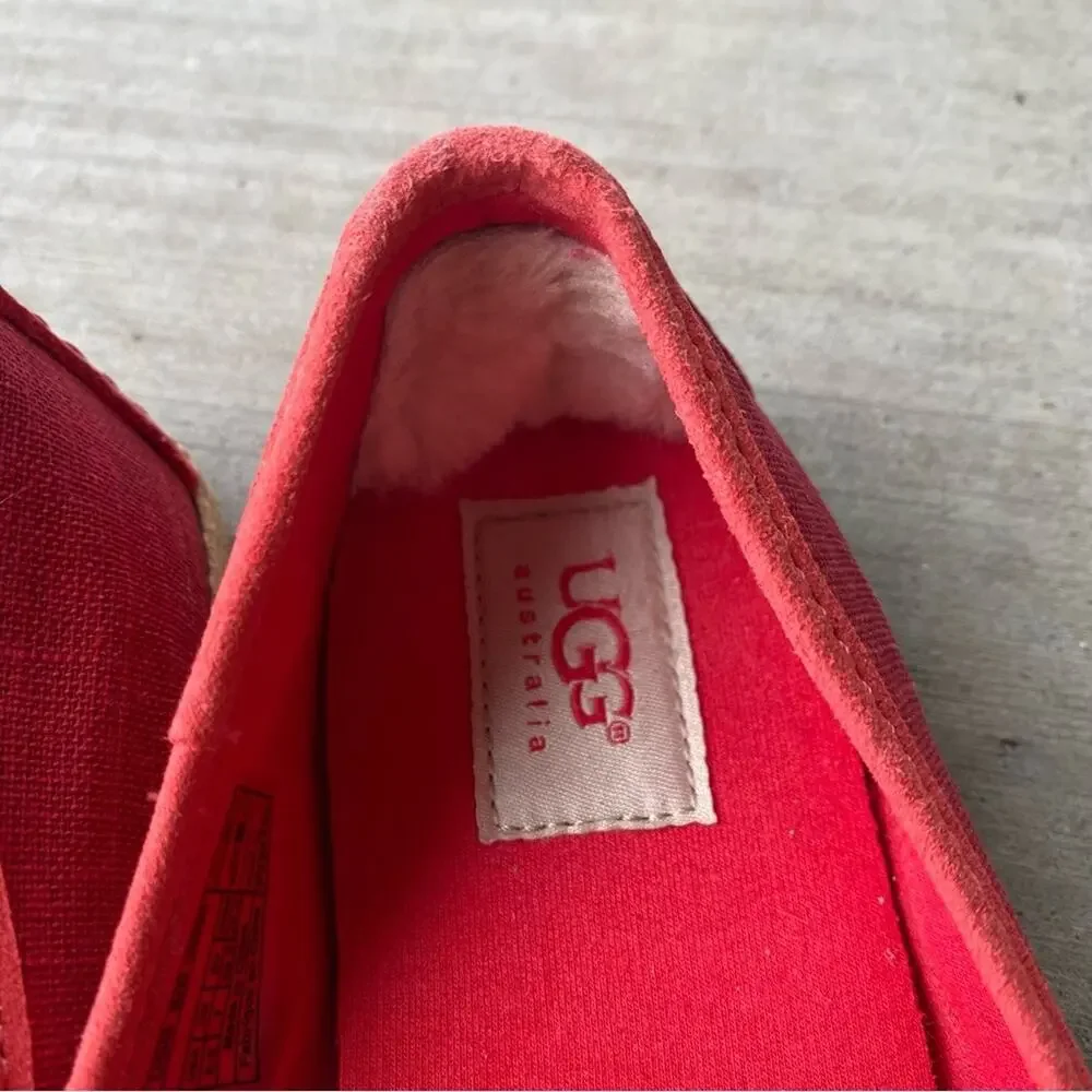 UGG Red canvas Espadrille slip on loafer with Decorative Bows size 8.5 women